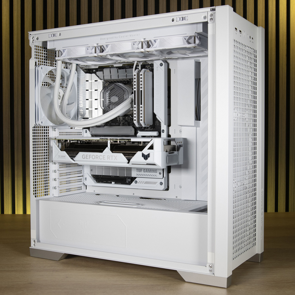 ASUS TUF Gaming GT302 ARGB : Revue complète et build avec carte mère BTF 66 ASUS TUF Gaming GT302 ARGB montage sans paroi