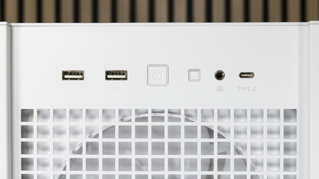 ASUS TUF Gaming GT302 ARGB : Revue complète et build avec carte mère BTF 10 ASUS TUF Gaming GT302 ARGB panneau ES