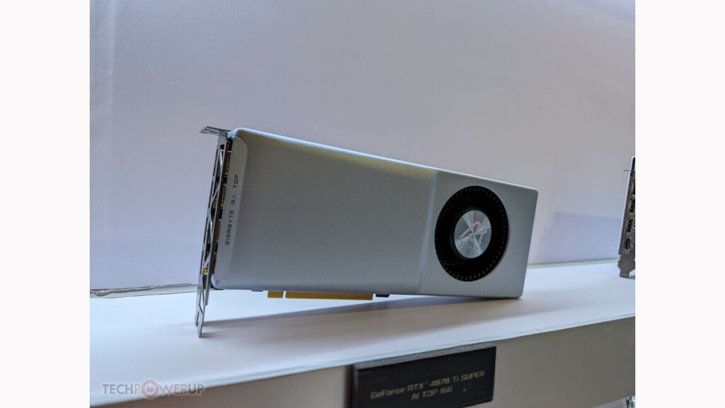 GIGABYTE au COMPUTEX : les nouveautés 4 GIGABYTE MSI GPU AI TOP