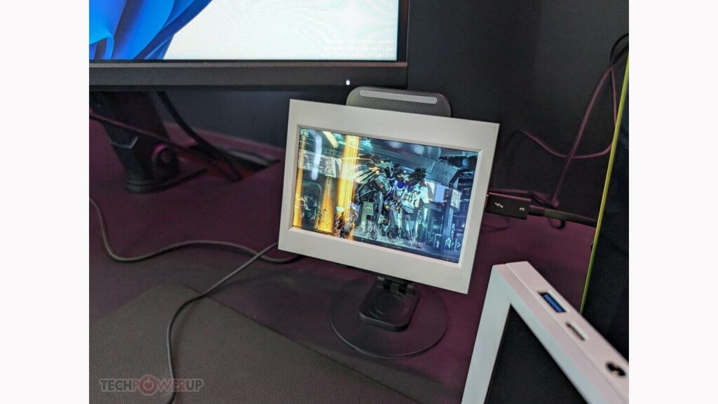GIGABYTE au COMPUTEX : les nouveautés 2 GIGABYTE écran LCD