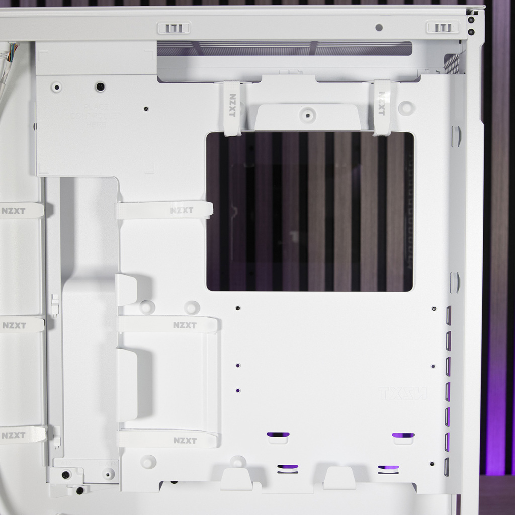 NZXT H7 Flow RGB support DD amovible