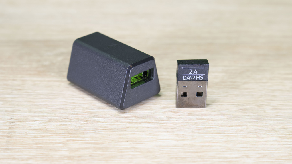 RAZER Deathadder V3 Hyperspeed dongle