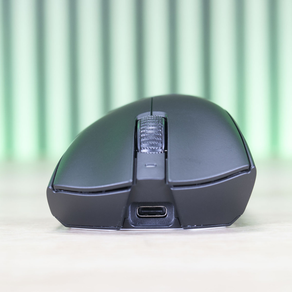 RAZER Deathadder V3 Hyperspeed port USB