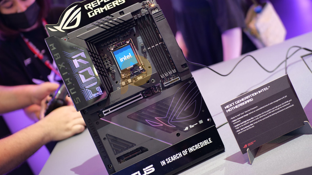 ASUS ROG dévoile ses innovations gaming au Computex 2024 8 asus rog nex gen intel z890 hero btf