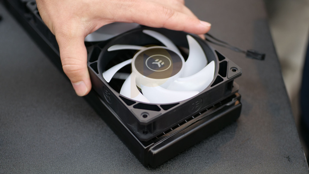 ek nexe EK FPT fans radiator clip on mechanism
