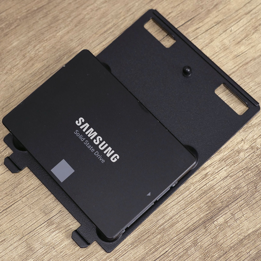 fractal mood ssd 2.5 02