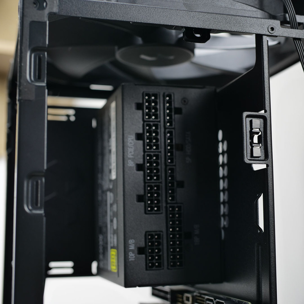 fractal mood ssd 2.5 side 01