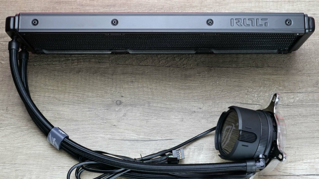 test rog strix lc iii 360 radiateur logo