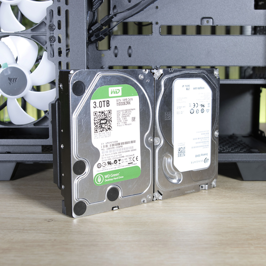 CORSAIR 3500X ARGB support HDD 2