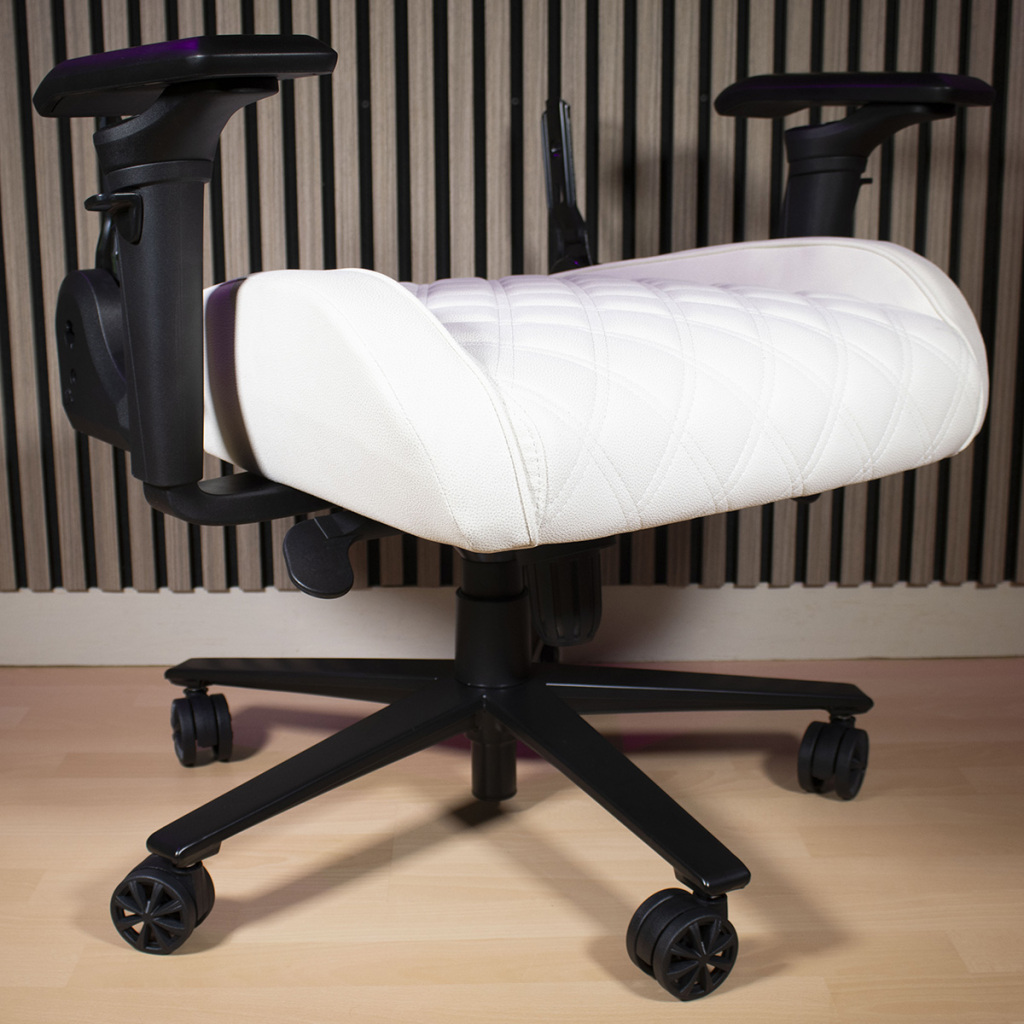 CORSAIR TC500 Luxe assise montée