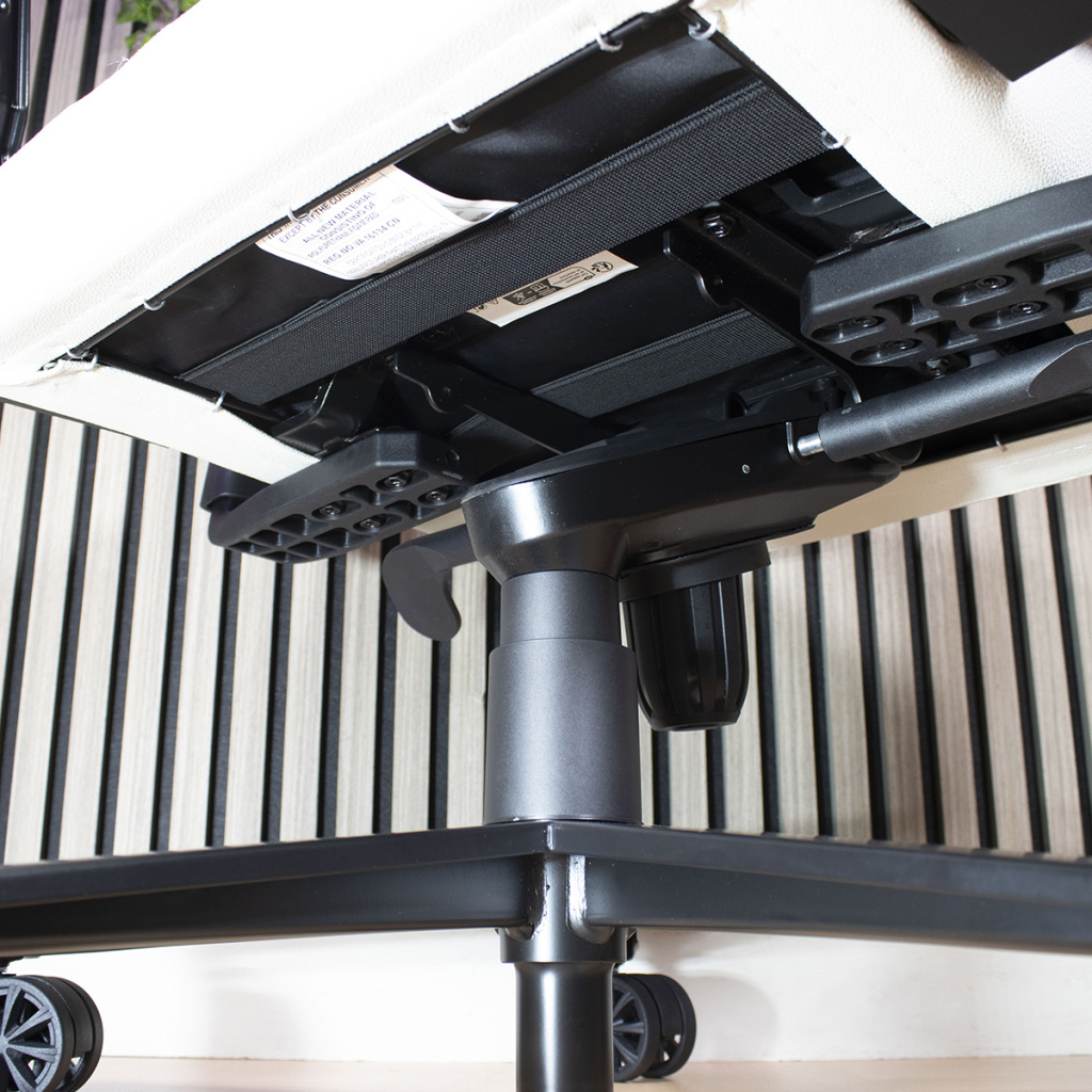 CORSAIR TC500 Luxe fixation assise