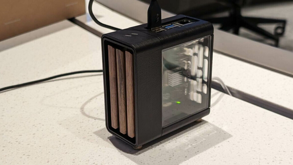 Un Fractal North pour Raspberry Pi ? 2 Fractal North Pi 2