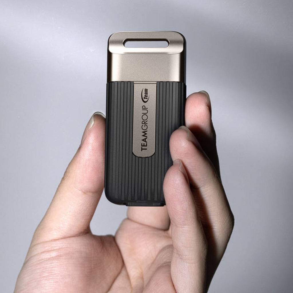 Teamgroup lance le mini SSD externe PD20 2 Mini SSD Teamgroup PD20 4
