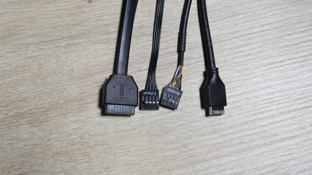 MONTECH KING 95 PRO branchements