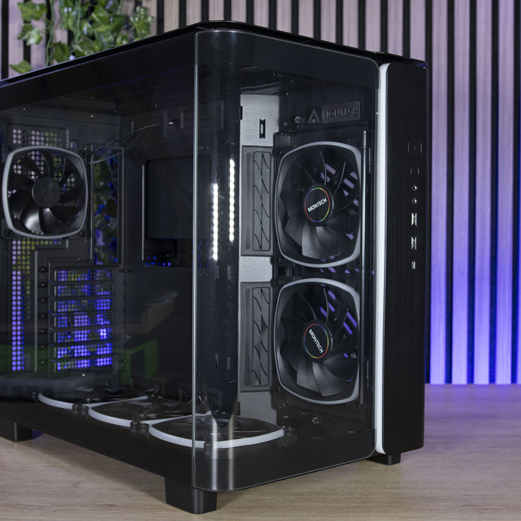 MONTECH KING 95 PRO façade amovible 1