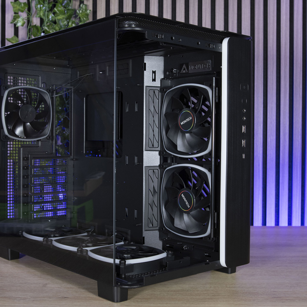 MONTECH KING 95 PRO façade amovible 2