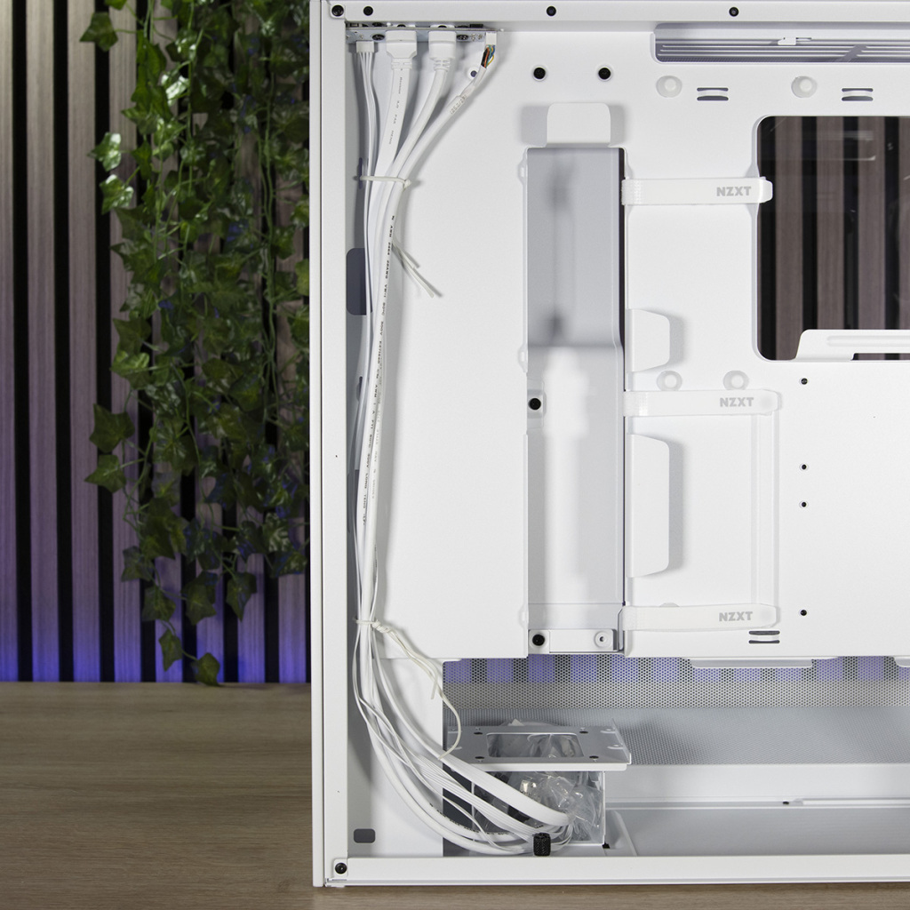 NZXT H5 Flow RGB chemin de câbles