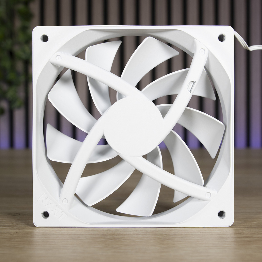 NZXT H5 Flow RGB ventilateur 120 dos
