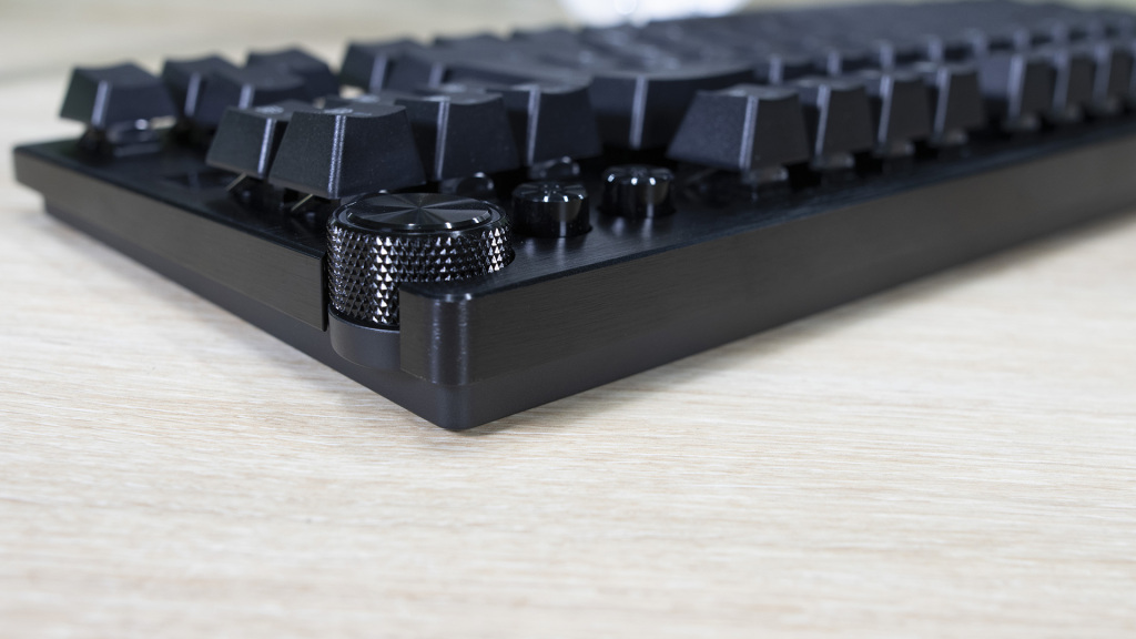RAZER Hunstman V3 Pro TKL alu brossé contour