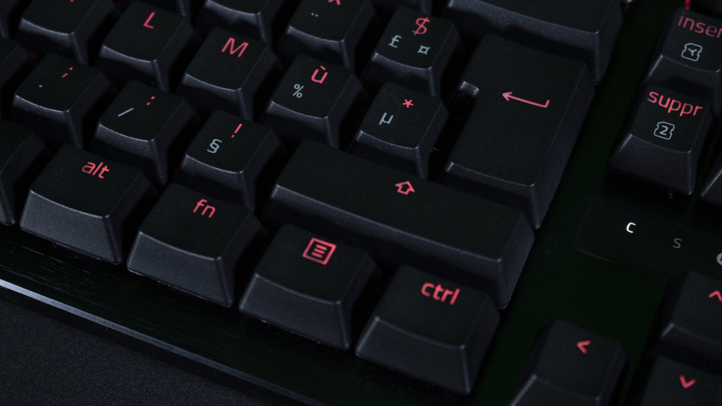 RAZER Hunstman V3 Pro TKL légendes 1
