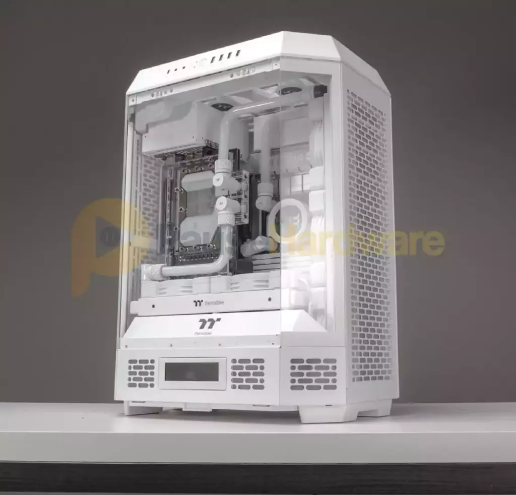 Thermaltake repousse les limites avec The Tower 600 : Le boîtier modulaire ultime 10 the tower 600 build snow