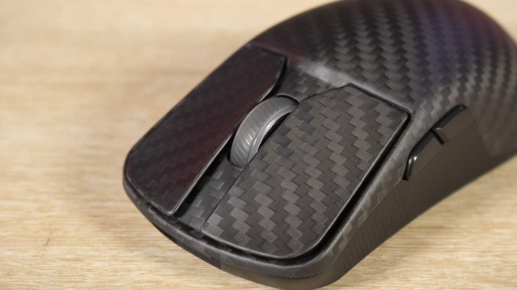 ASUS ROG HARPE ACE EXTREME molette