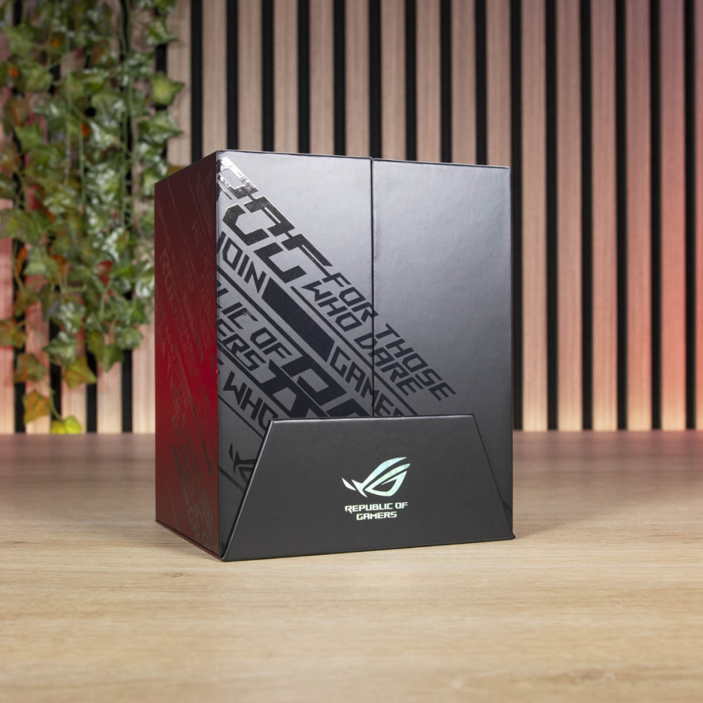 ASUS ROG HARPE ACE EXTREMEboite interne face