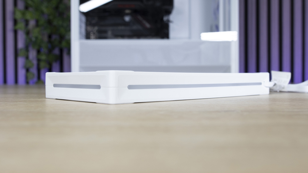F240 RGB CORE barres latérales