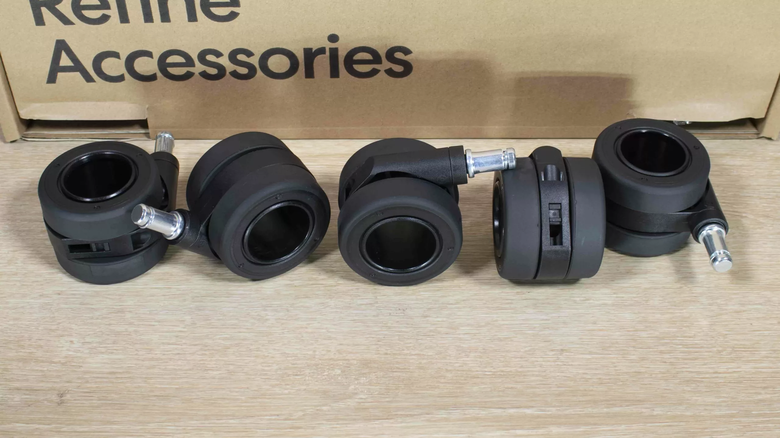 Fractal Design Refine roulettes