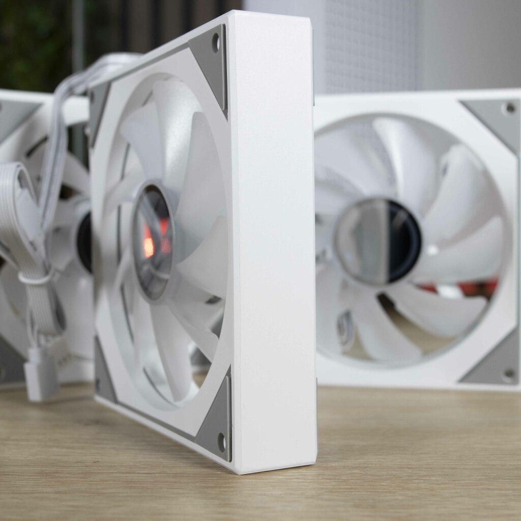 LYTEK LA120 ARGB côté plein