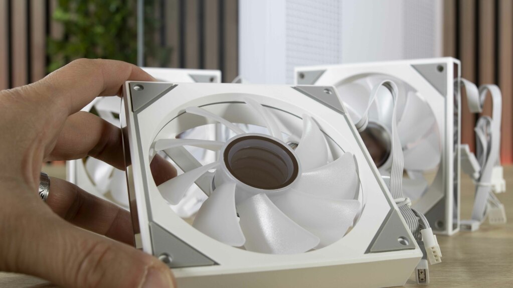 LYTEK LA120 ARGB effet miroir moyeu