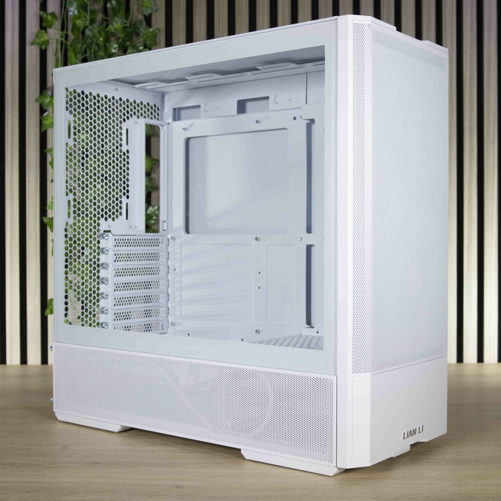 Lian Li Lancool 2027 trois quarts face