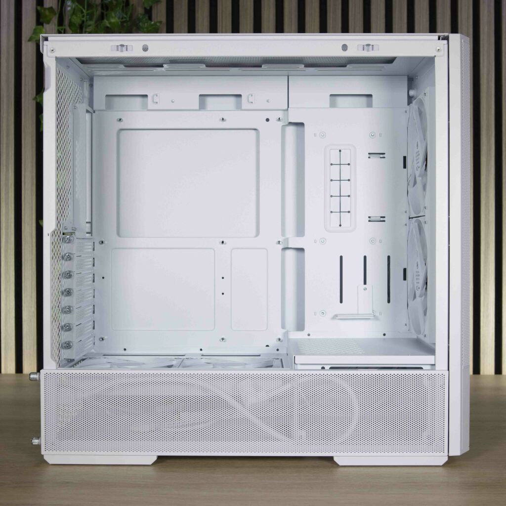 Lian Li Lancool 207 chambre principale 1