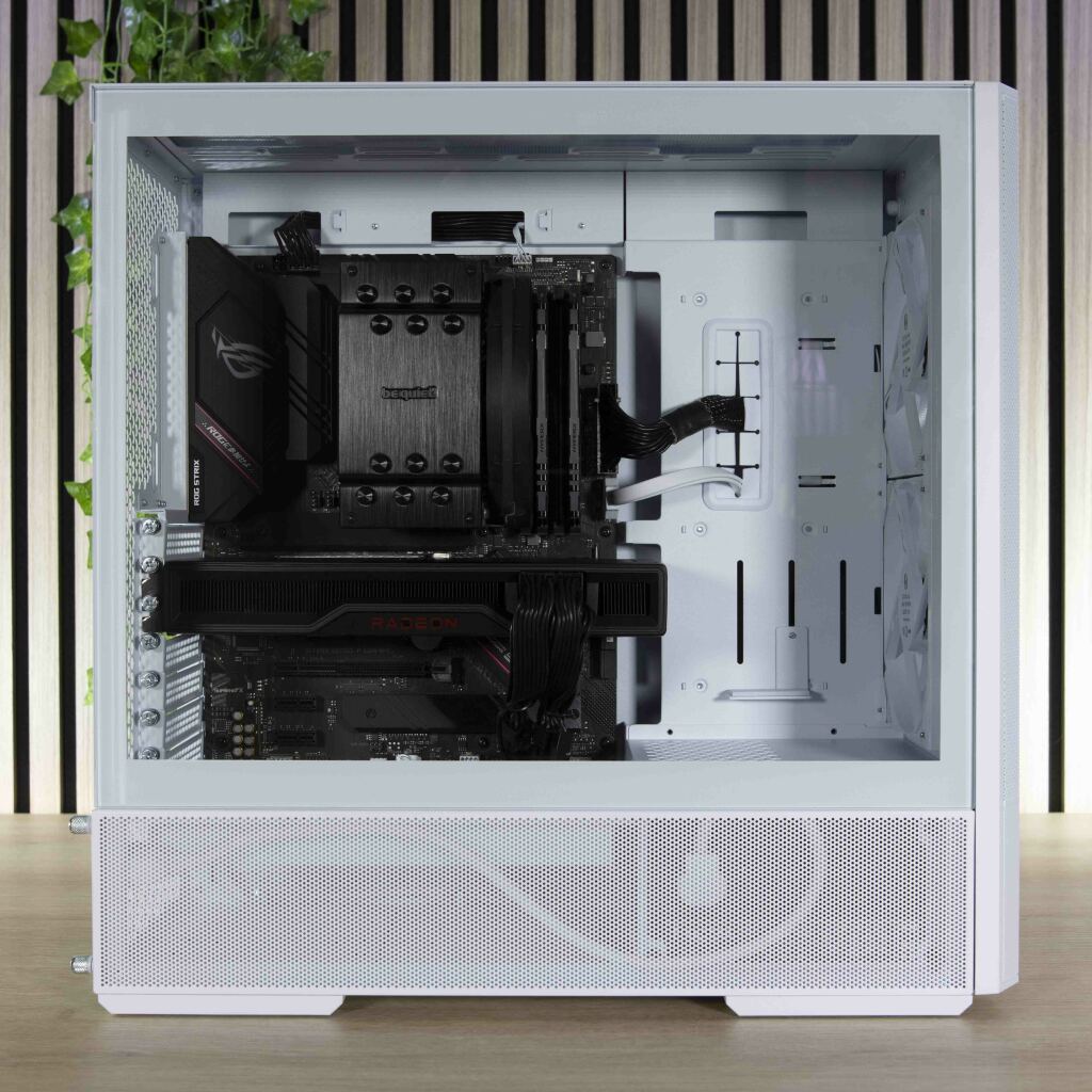 Lian Li Lancool 207 montage 2