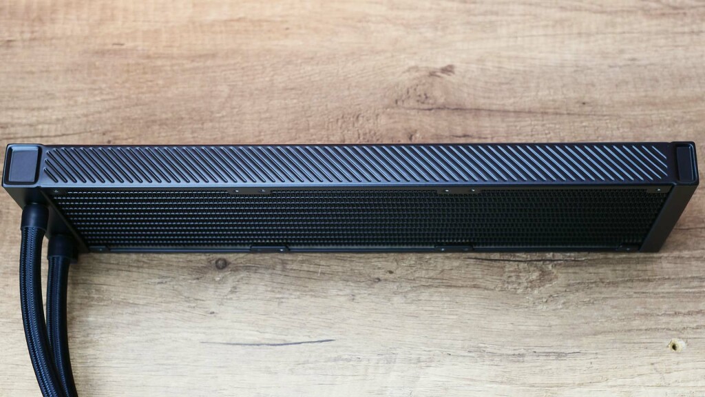 Light Loop 360 pompe radiator