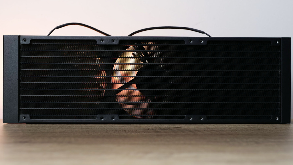 Test MasterLiquid 360 Ion radiator 01