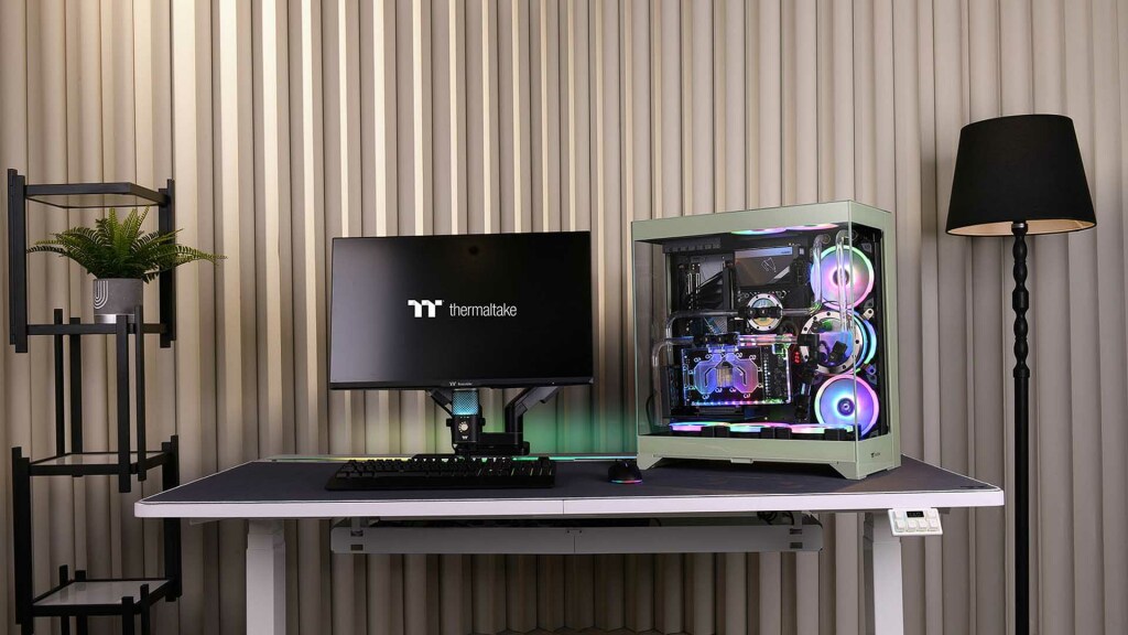 Thermaltake dévoile le boîtier moyen tour CTE E550 TG 2 Thermaltake CTE E550 TG global 1