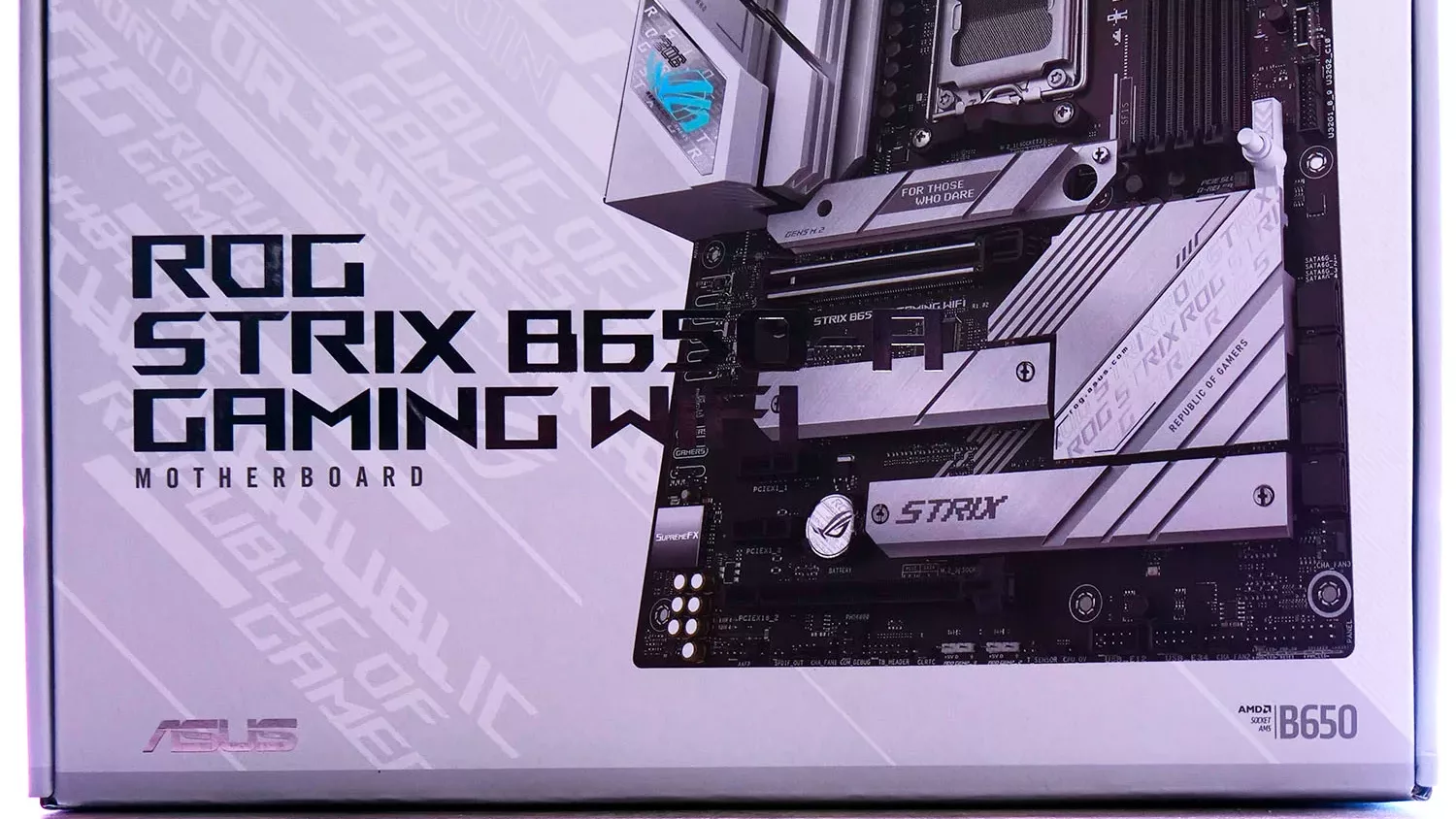 Comparatif des chipsets AMD X870, X670 B850 et B650 : lequel choisir pour les processeurs Ryzen 9000 ? 14 asus rog strix b 650 a gaming wifi emballage