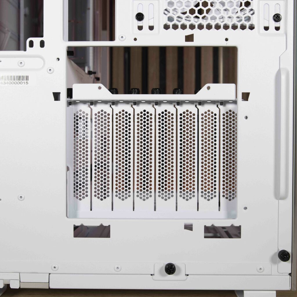 be quiet! Light Base 900 FX GPU vertical 3