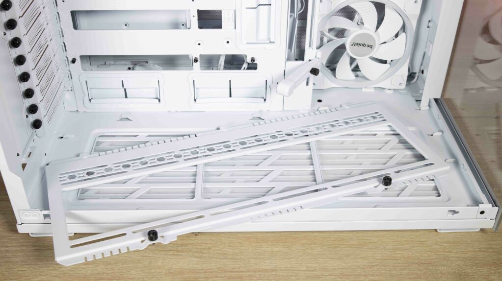 be quiet! Light Base 900 FX emplacement ventilateur bas