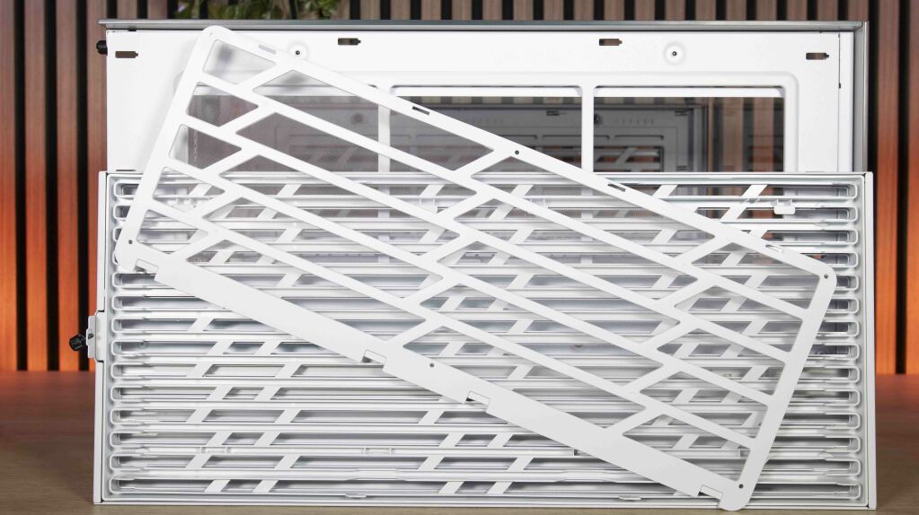 be quiet! Light Base 900 FX paroi inférieure filtre amovible