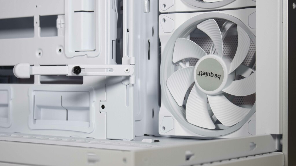 be quiet! Light Base 900 FX support GPU 3