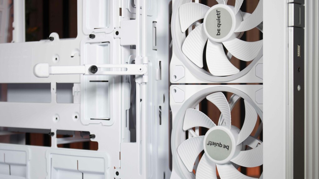 be quiet! Light Base 900 FX support GPU 4