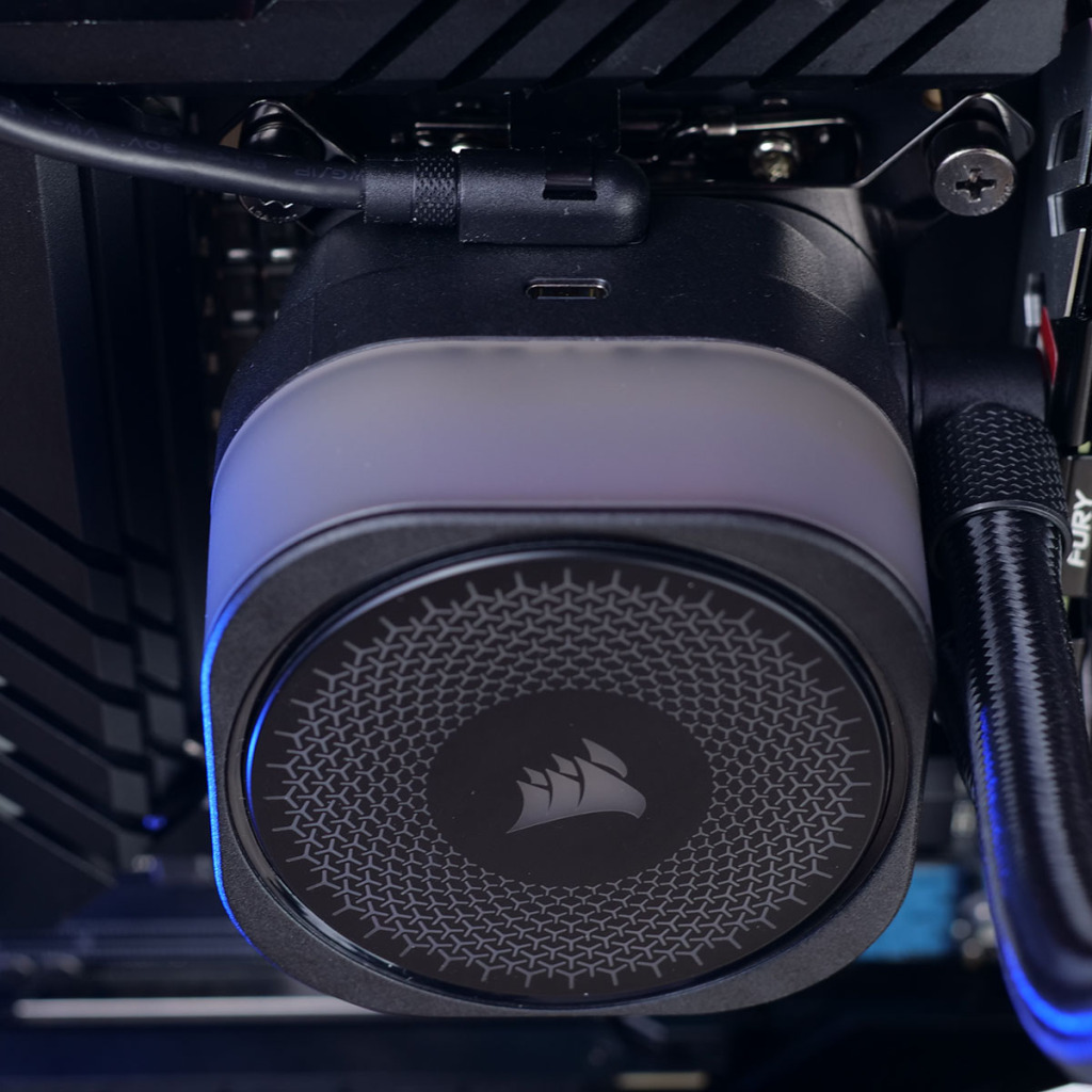 icue link titan 360 rx rgb cable 01