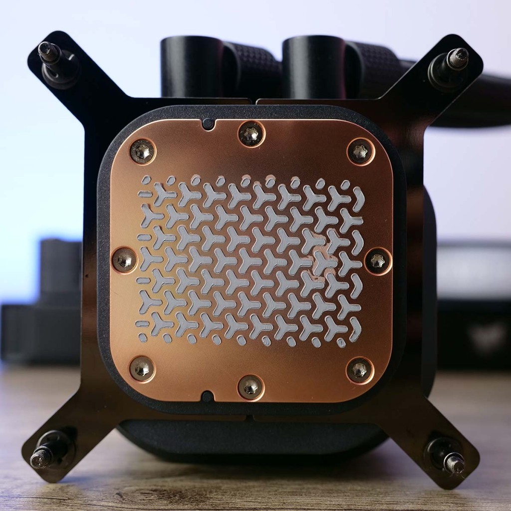 icue link titan 360 rx rgb coldplate 01