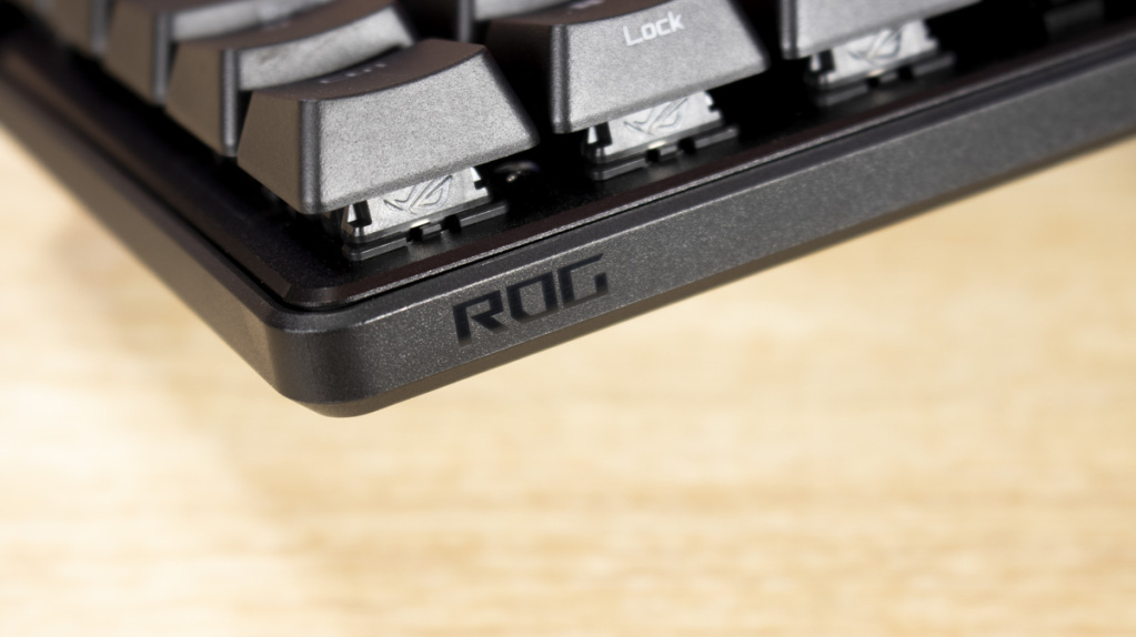 ASUS ROG Falchion ACE HFX logo ROG