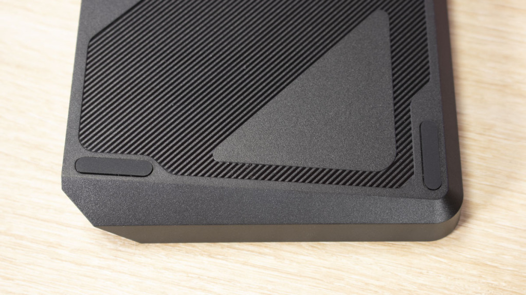 ASUS ROG Falchion ACE HFX patins antidérapant