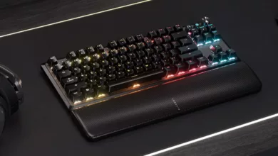 CORSAIR K70 Core TKL couv