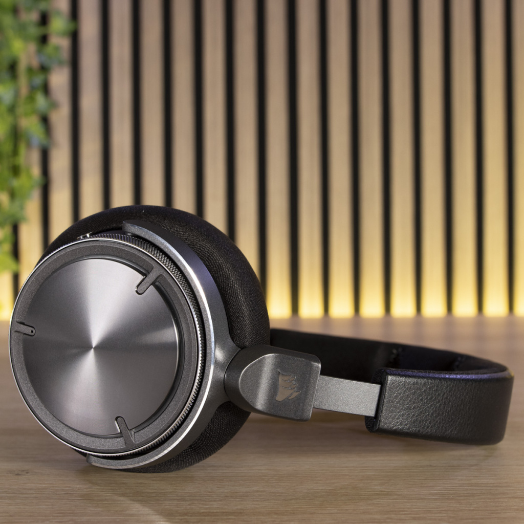 Les Meilleurs Casques Gaming Sans-Fil Pour PC - 2025 9 CORSAIR VIRTUOSO MAX crans réglage 1