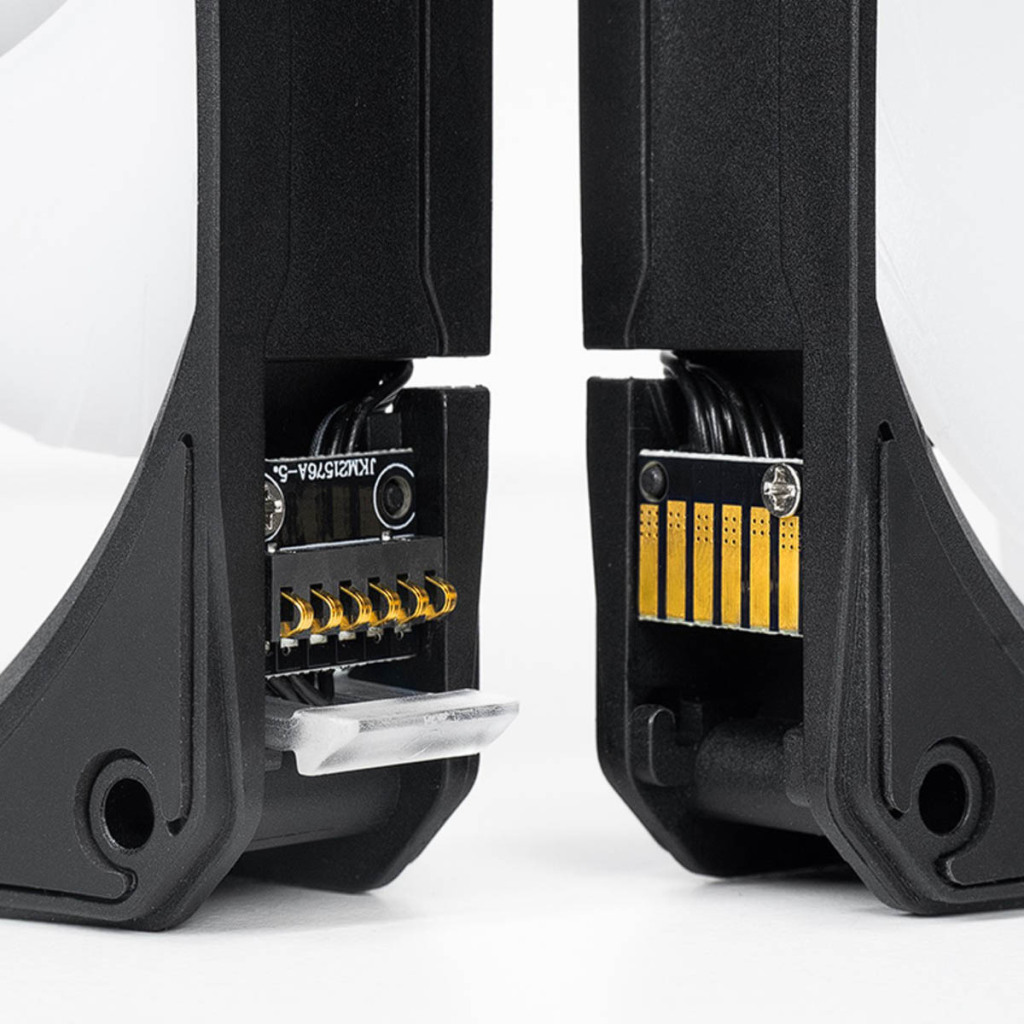 Chieftec lance son AIO Iceberg 5 Chieftech Iceberg attaches ventilateurs